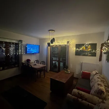 Apartment Park Resort: Panoramic Views With Pool, Sauna, And Fitness Access