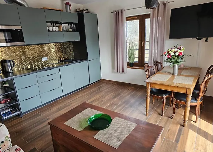 Park A8 - Walonski - Z Dostepem Do Basenu, Sauny, Jacuzzi, Silowni - Widok Z 3 Stron Budynku Lägenhet Szklarska Poręba